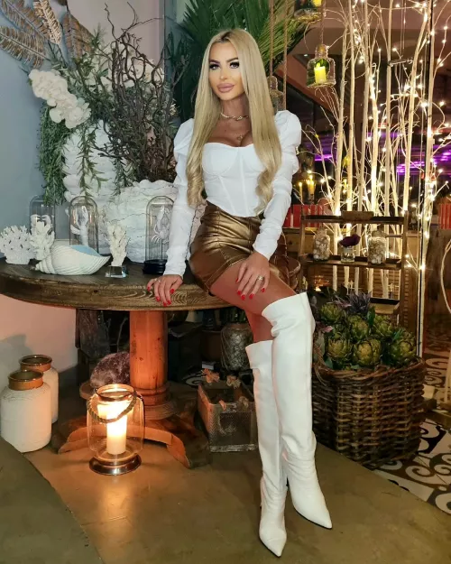 @__instamira