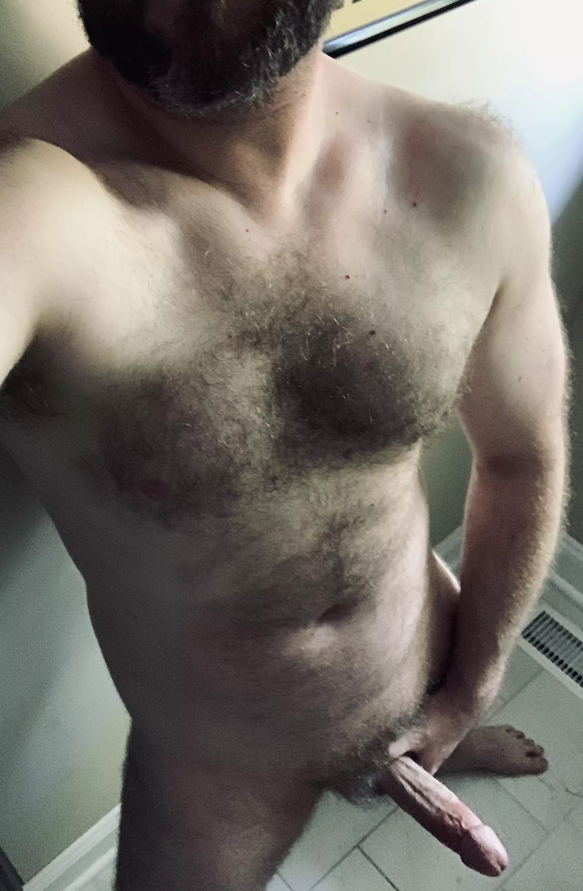 Irritated bc I didn’t leave myself time for the gym this morning. Wanna help me squeeze in a workout? Irritated bc I didn’t leave myself time for the gym this morning. Wanna help me squeeze in a workout?