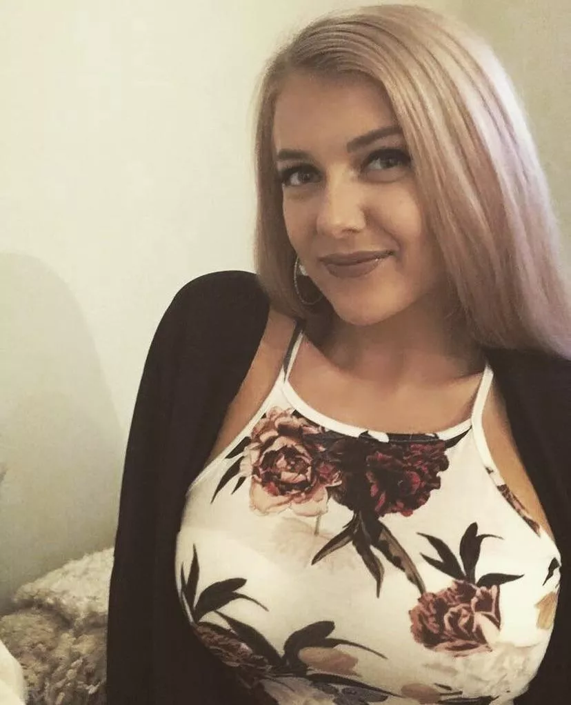 IRTR. First day back in the office today. Made an effort for the occasion