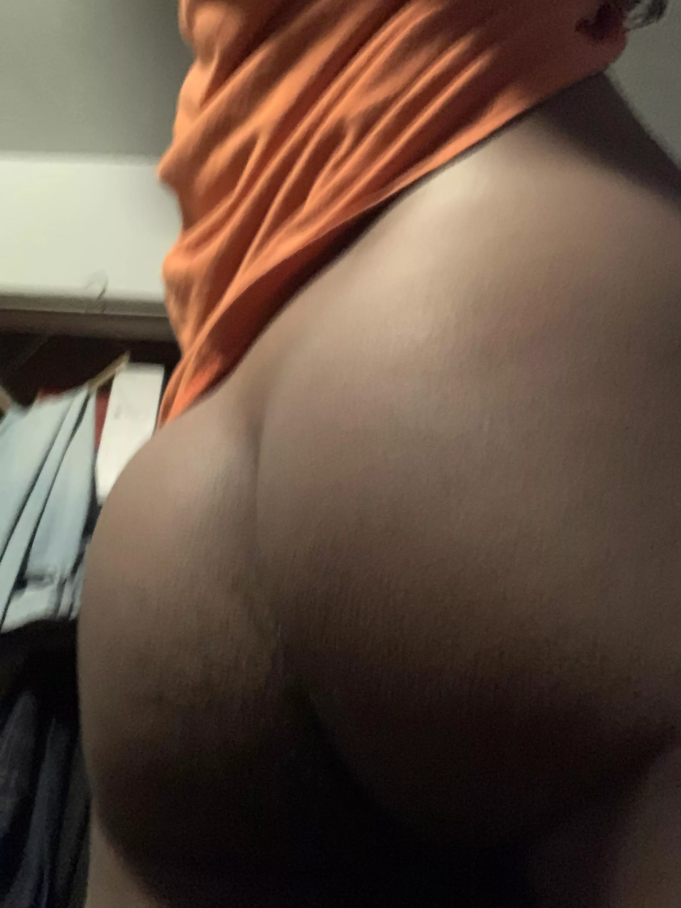 Is it bad that I like to show off my butt a bit? Is it bad that I like to show off my butt a bit?