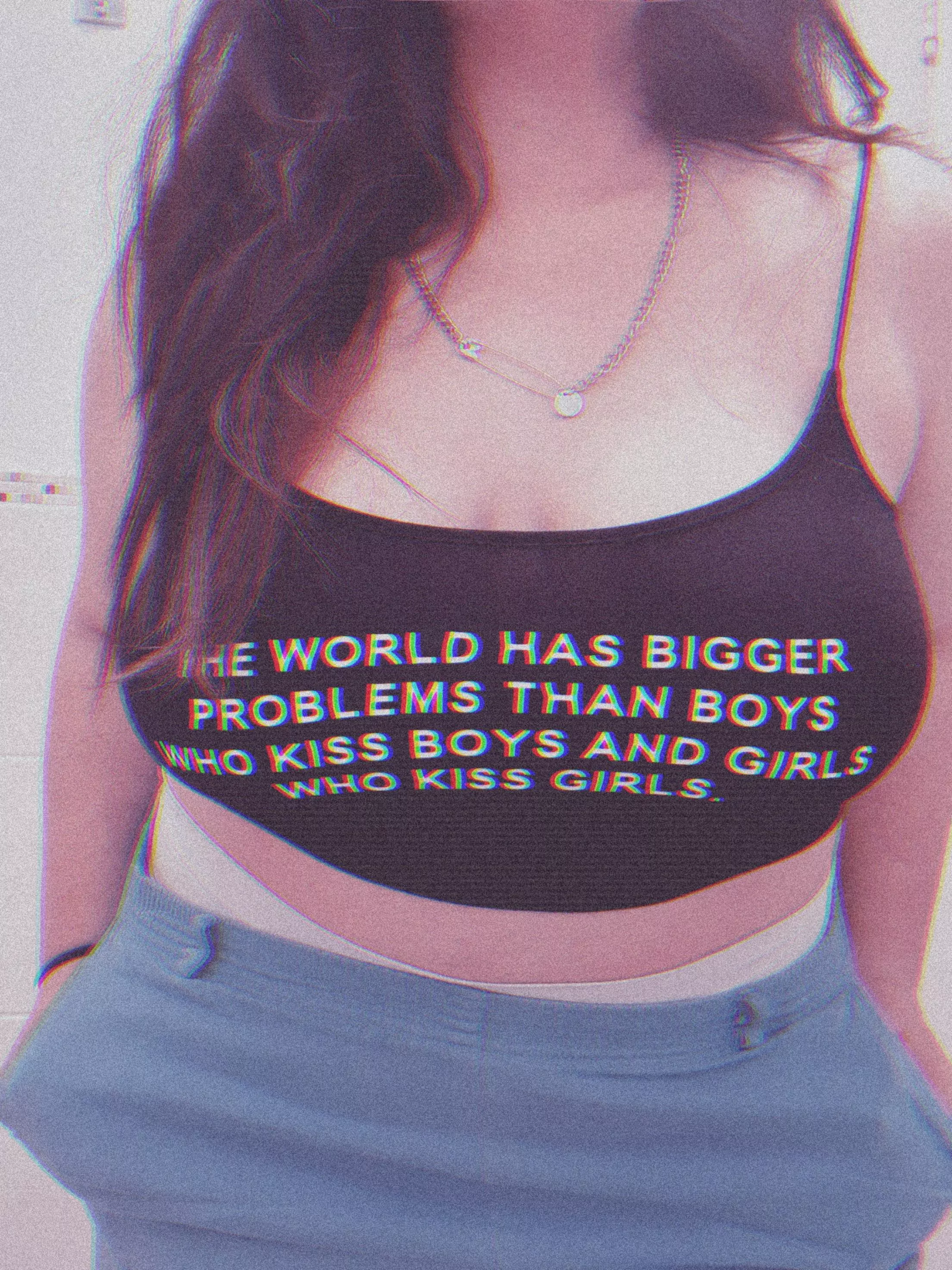 is it obvious im not wearing a bra