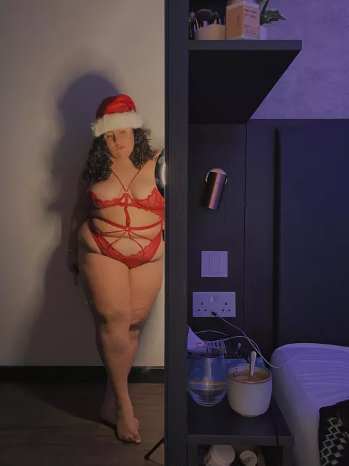 Is it okay if I post a lil christmas throwback? I can still be your hoe hoe hoe… ;)