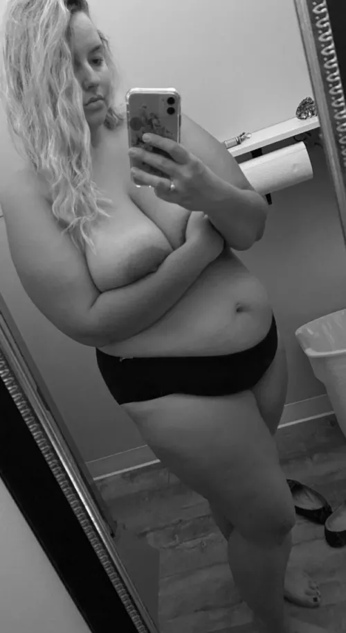 Is it so much to ask to be sent home to hunby with my holes full while he doesn't know? 😇