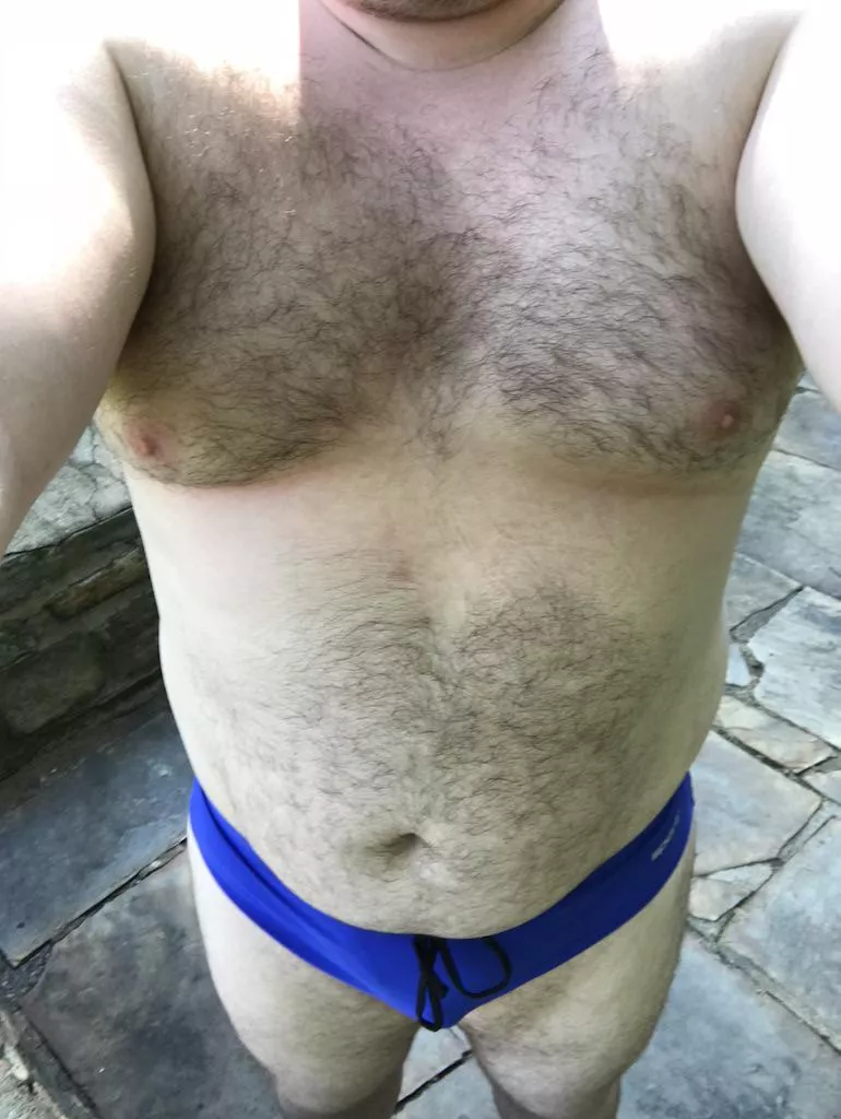 Is it Speedo season yet? Link in bio 😇