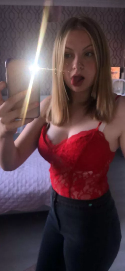 Is it weird that i want to be cummed in until the minute it's born? 😳