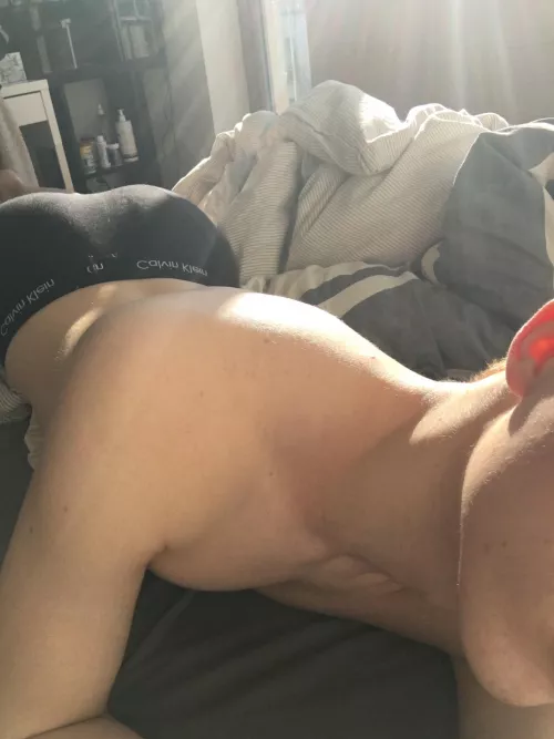 Is my butt cute?🤗 (⬇️check out comments)