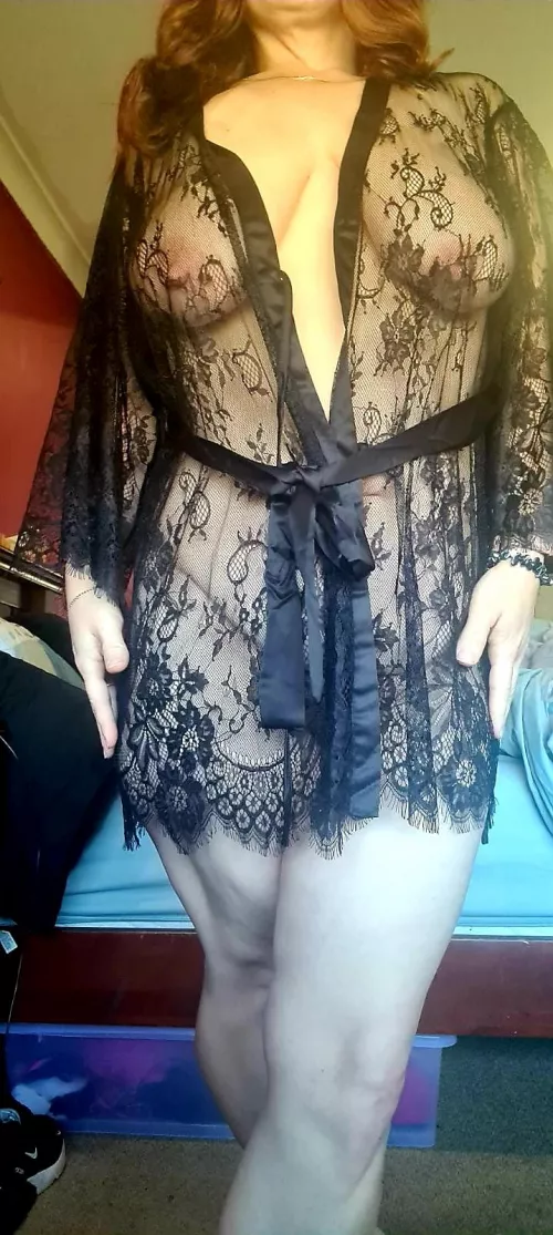 Is my mombod worthy of a few loads from you