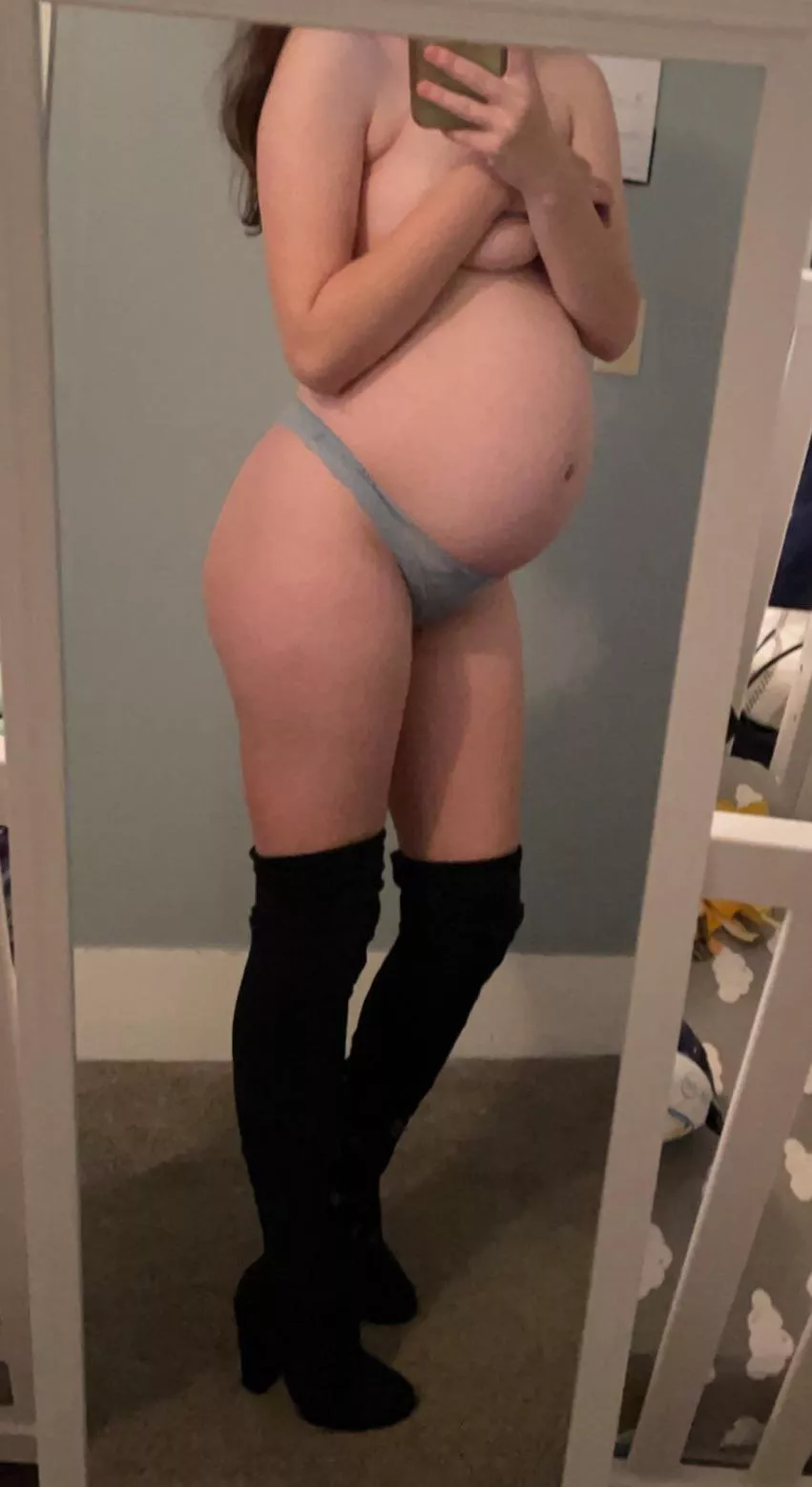 Is my pregnant body still attractive?