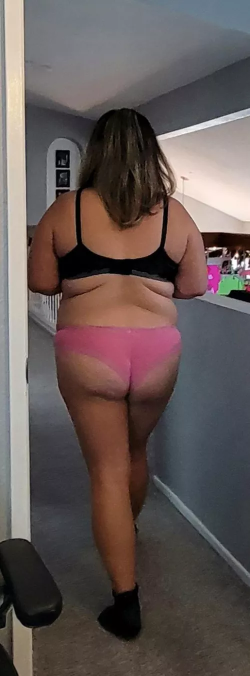 Is pink a good color?