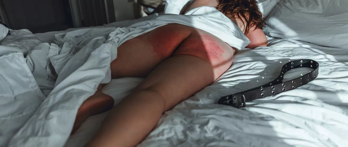 Is there a better morning nap for a little pet than the one you take after your morning beating? 😈