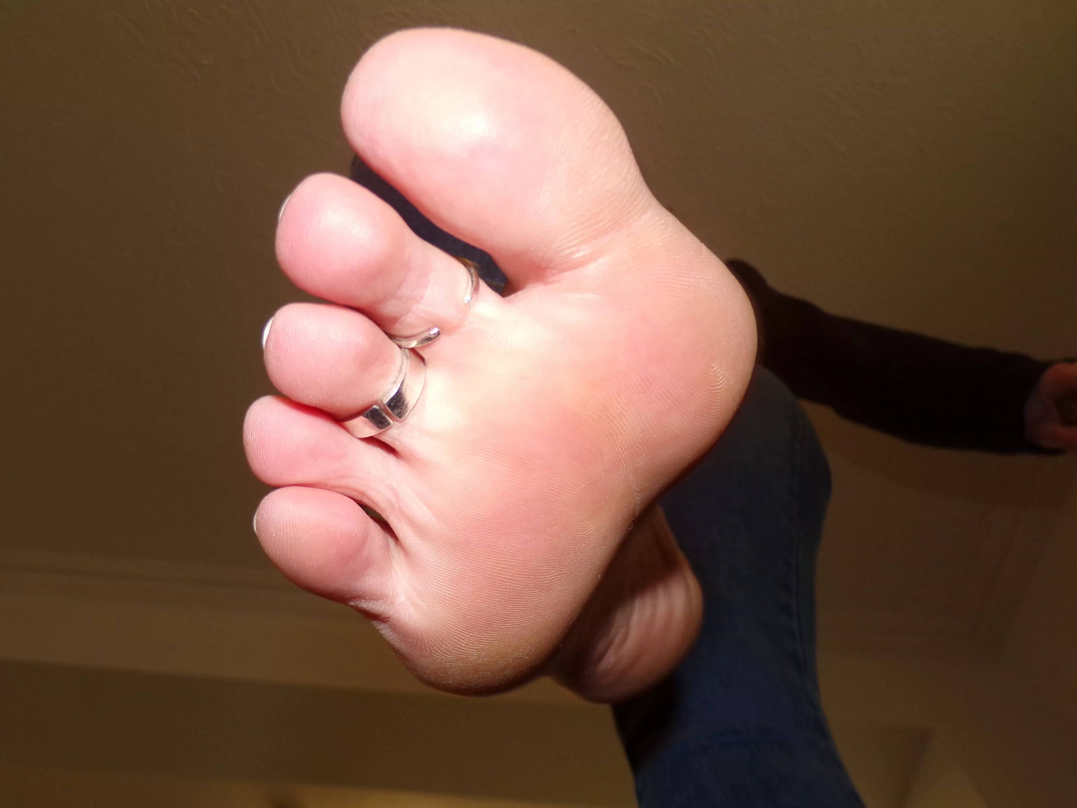 Is this a little too close? 😘 Is this a little too close? 😘