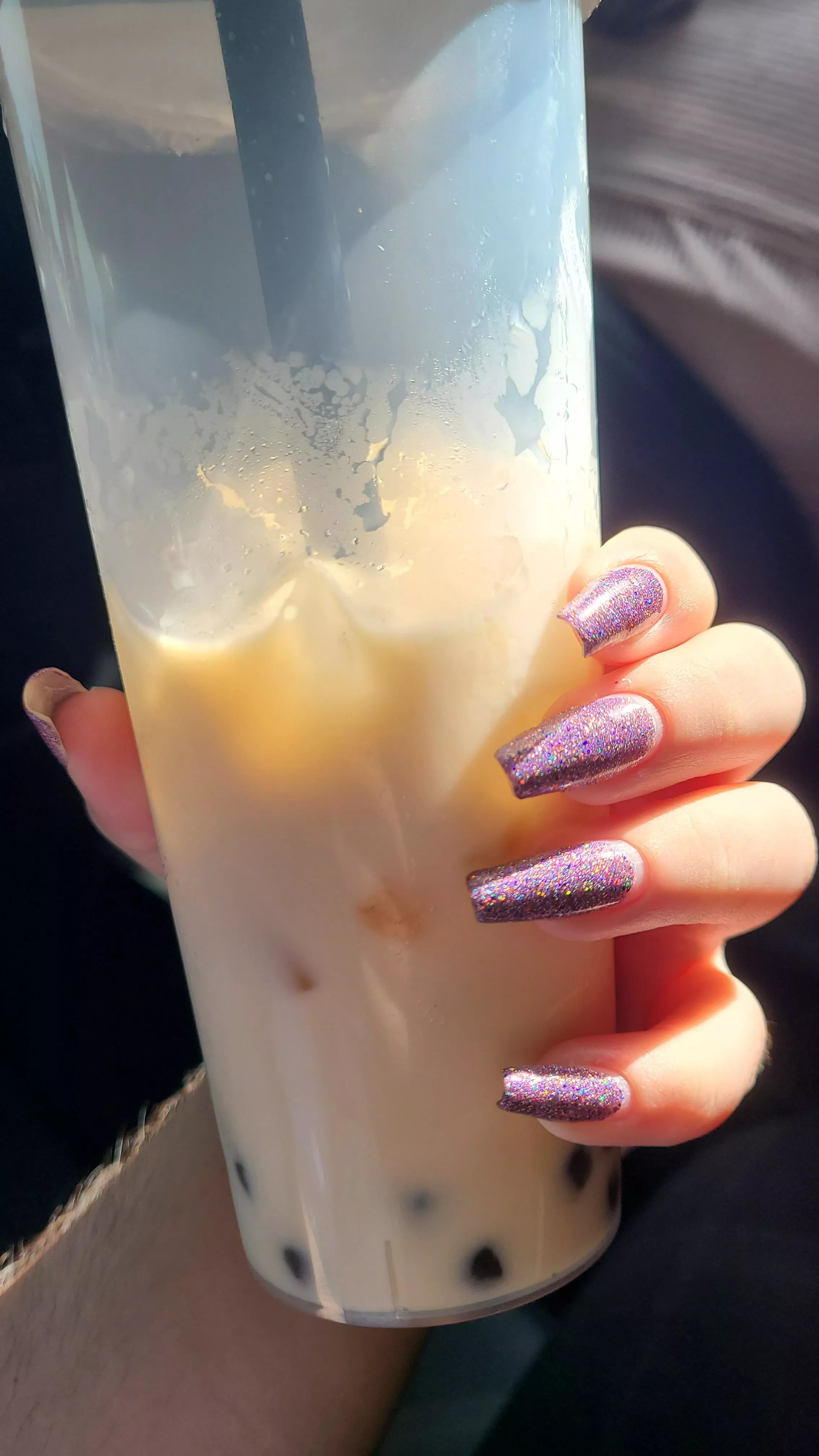 Is this a nice length on me? Growing my natural nails back to that length...