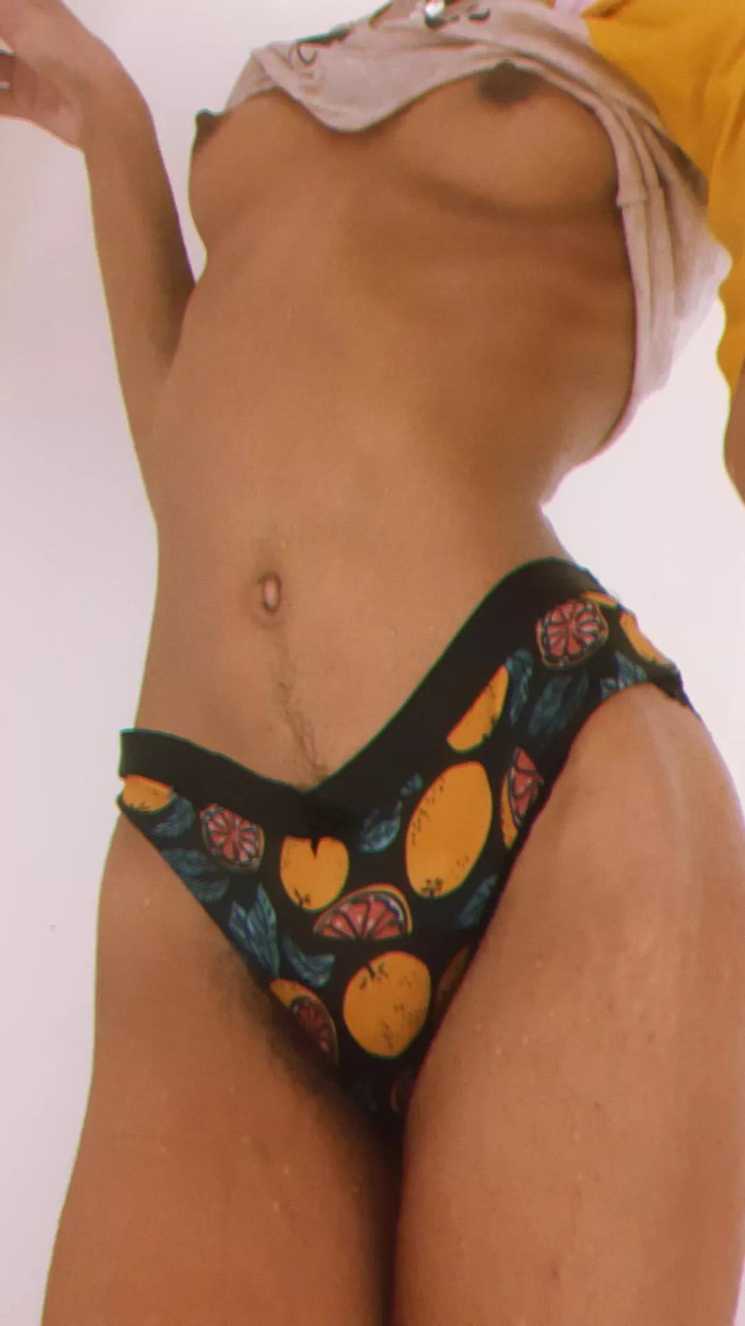 is this how ur supposed to take a shower? 💦