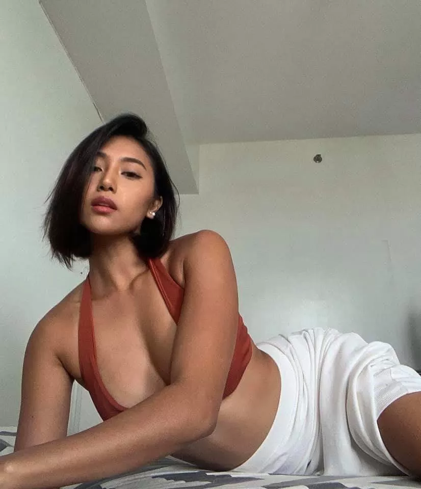 Is your cock feeling so hard and lonely? 😈🤤 Hit me up on my Kik for some naughty company 💦🤤 @christine.crz ❗SELLING AND VERIFIED❗ I am asian and fetish friendly 😉 Selling live pictures, custom videos and Cam2Cam sessions 😘💦