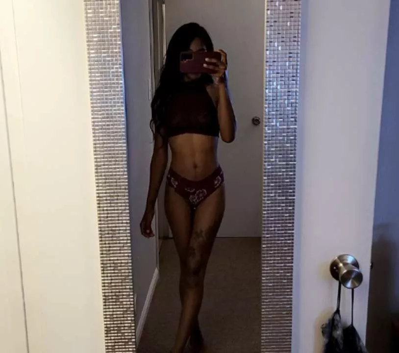 Isn’t black so beautiful? 💕