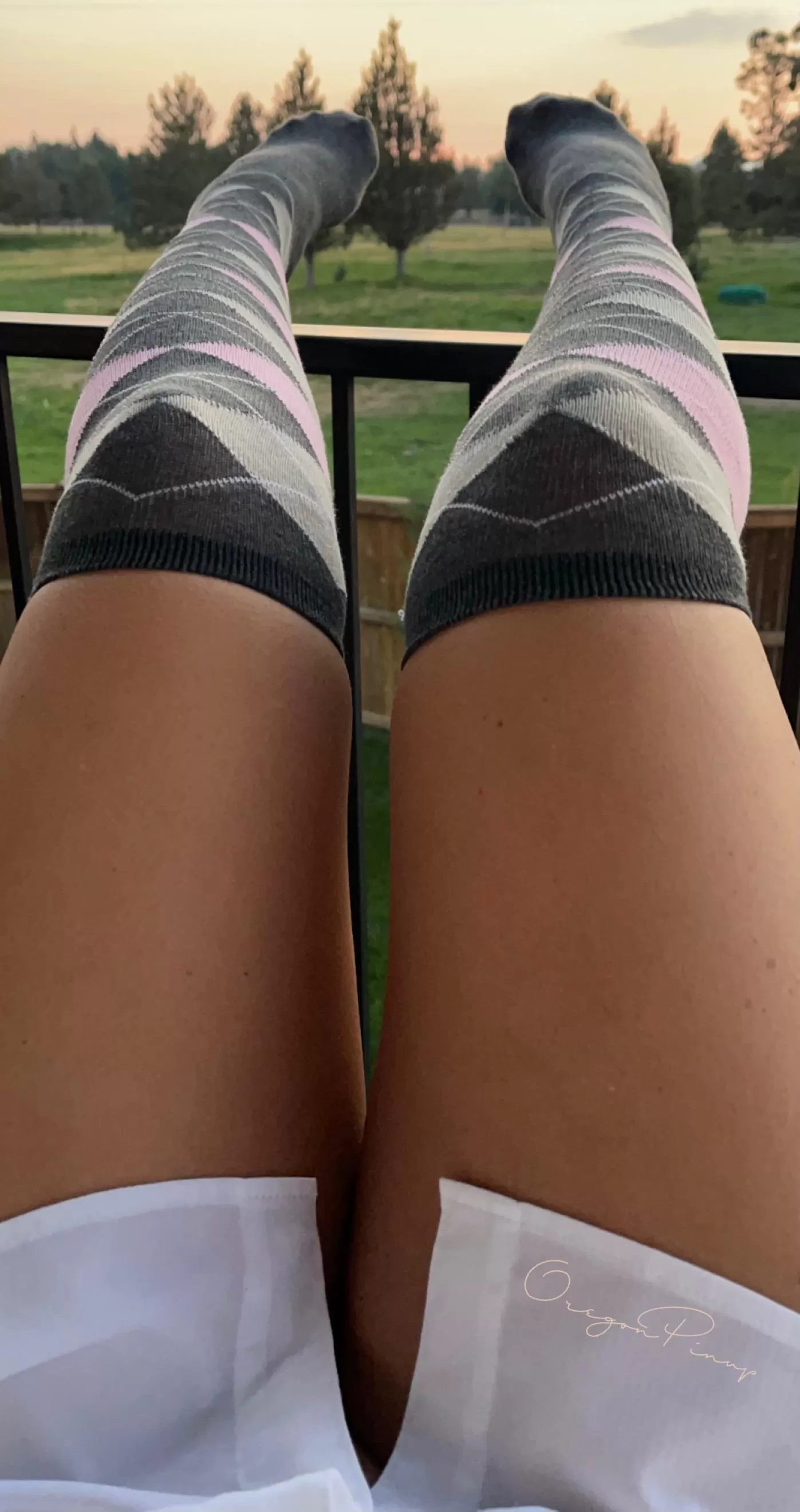 It has been a long week full of work, in need of a bit of fun 😈