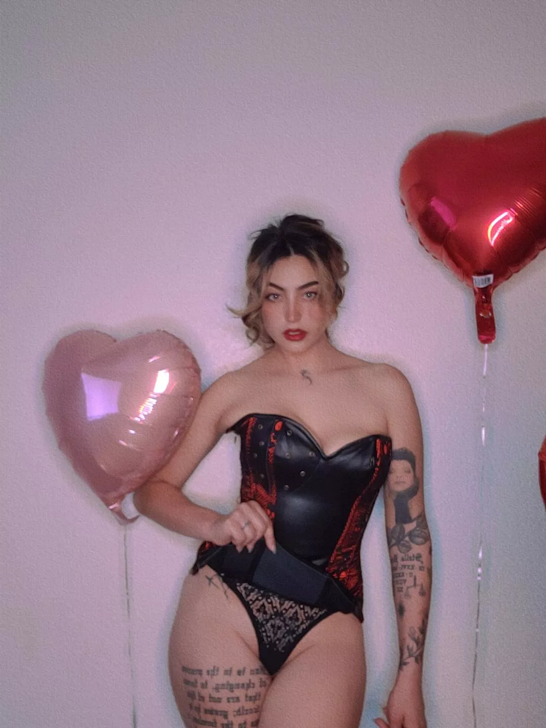 It isn't a traditional corset but still sexy 😘 One of my sissys bought it for me 😌