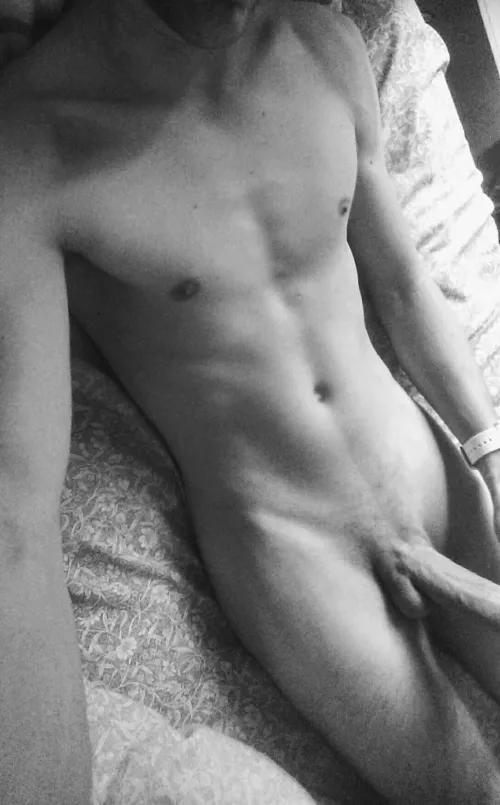 It looks bigger in black and white 😈🍆
