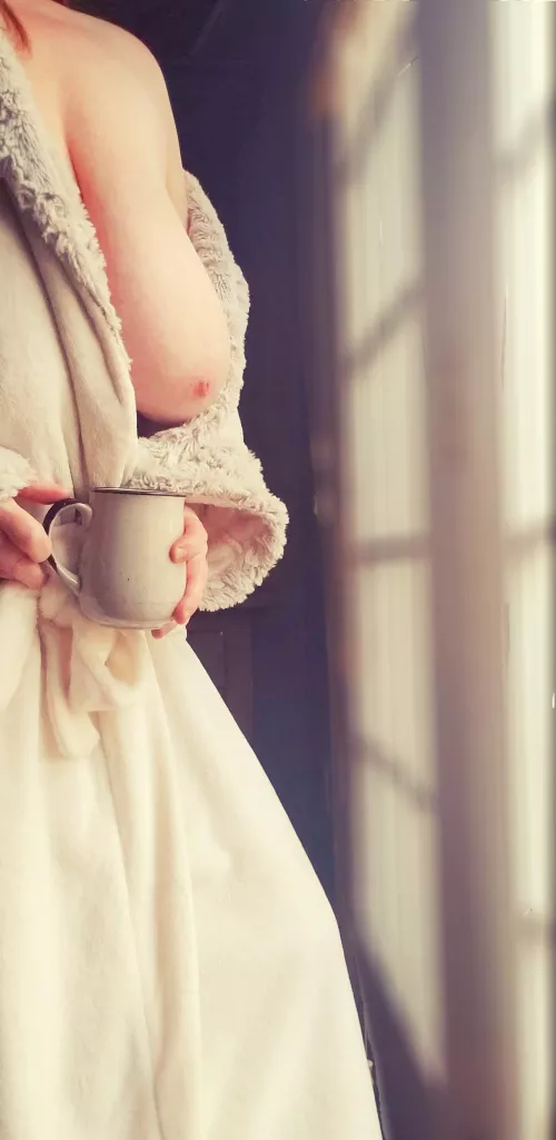 It's a beautiful morning to enjoy coffee. Have a glorious day you amazing redditors! βπ€π