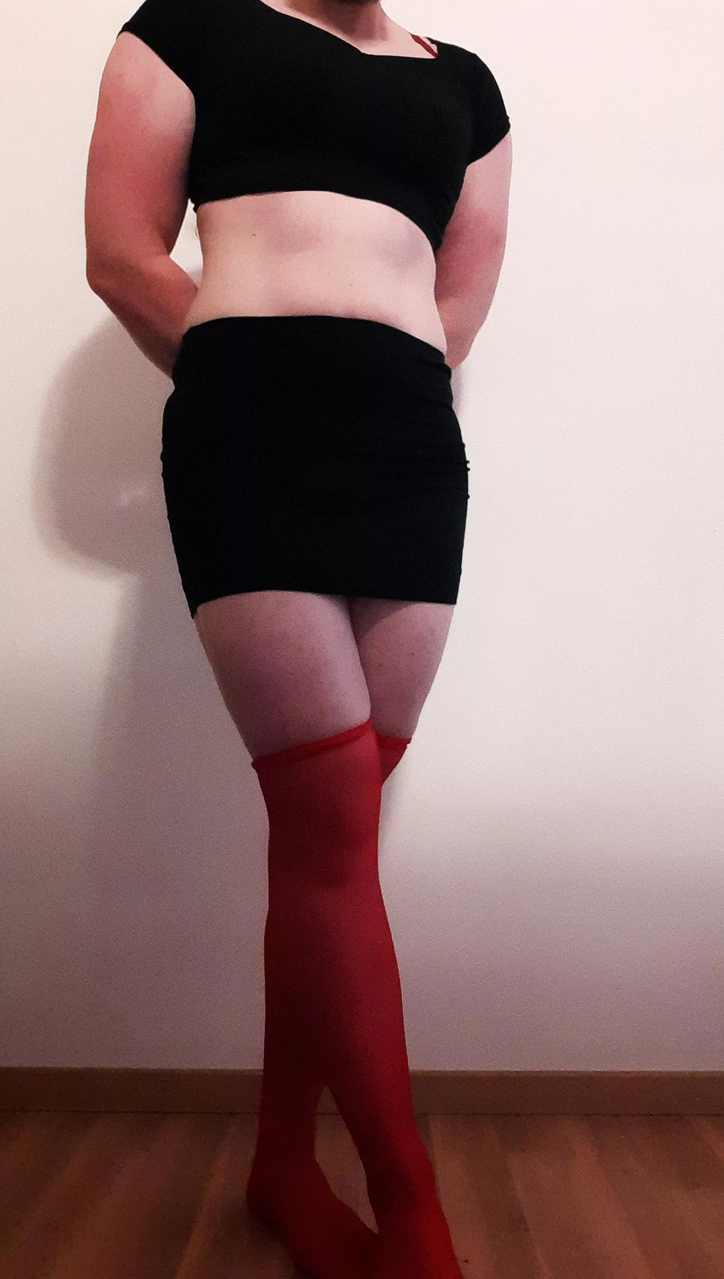 It's a bit to revealing, don't you think It's a bit to revealing, don't you think