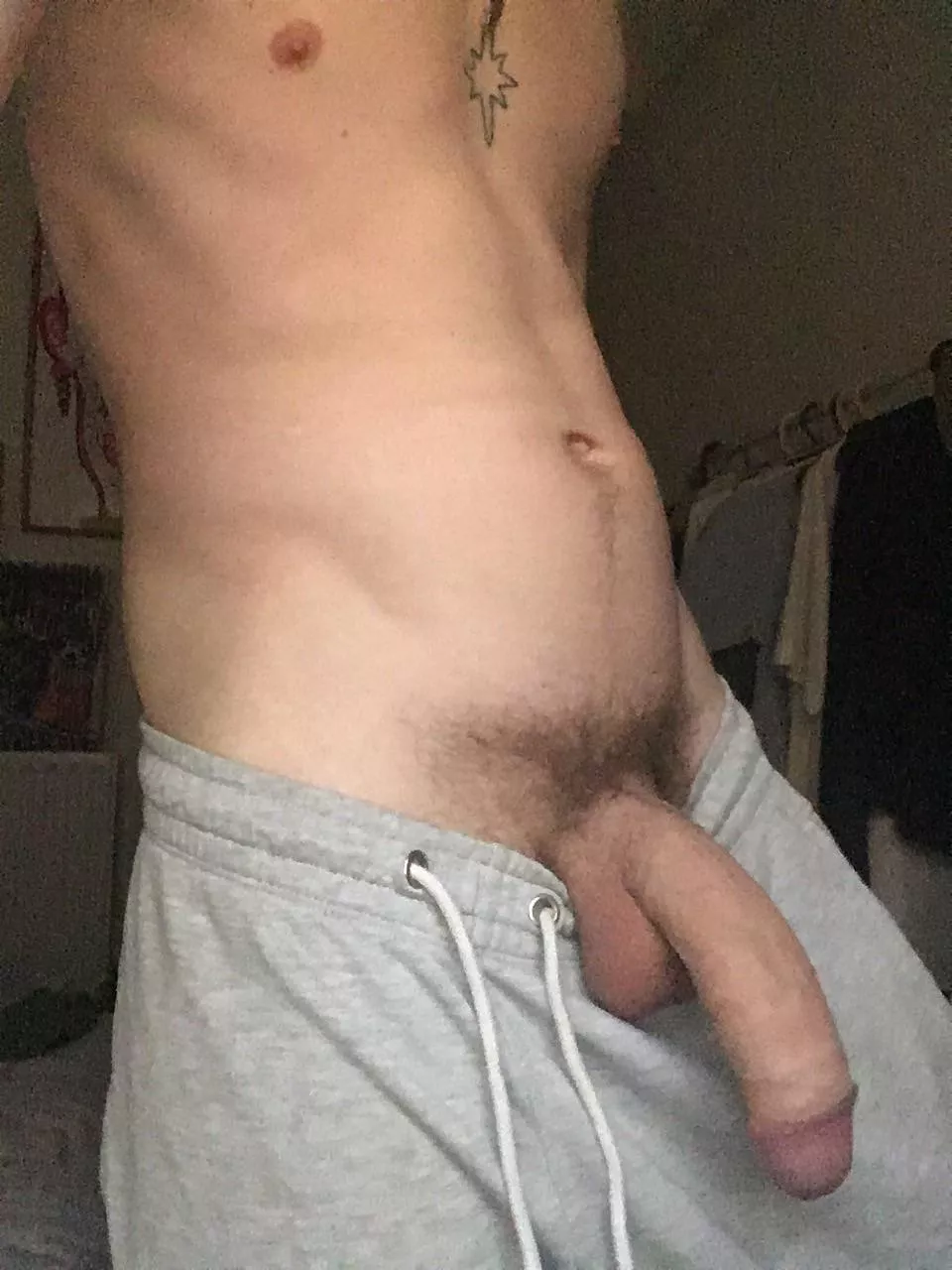 It’s a grey sweatpant kind of morning (23 m)