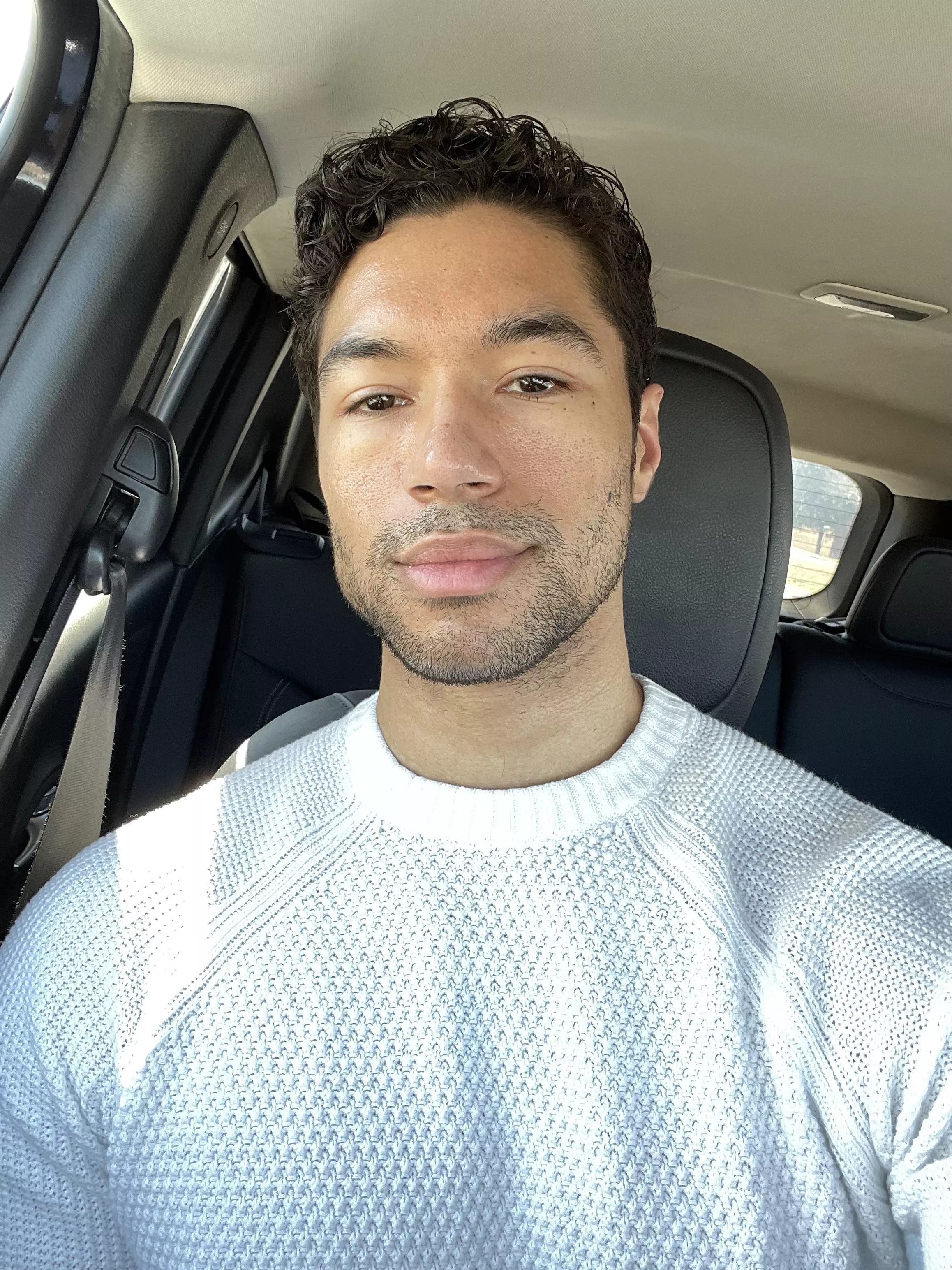 It’s a matcha latte and FKA twigs kinda morning 🍵😌