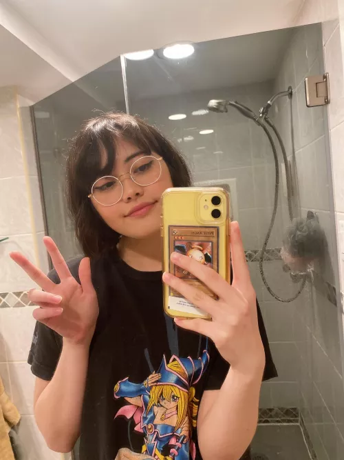 It's almost shower time!