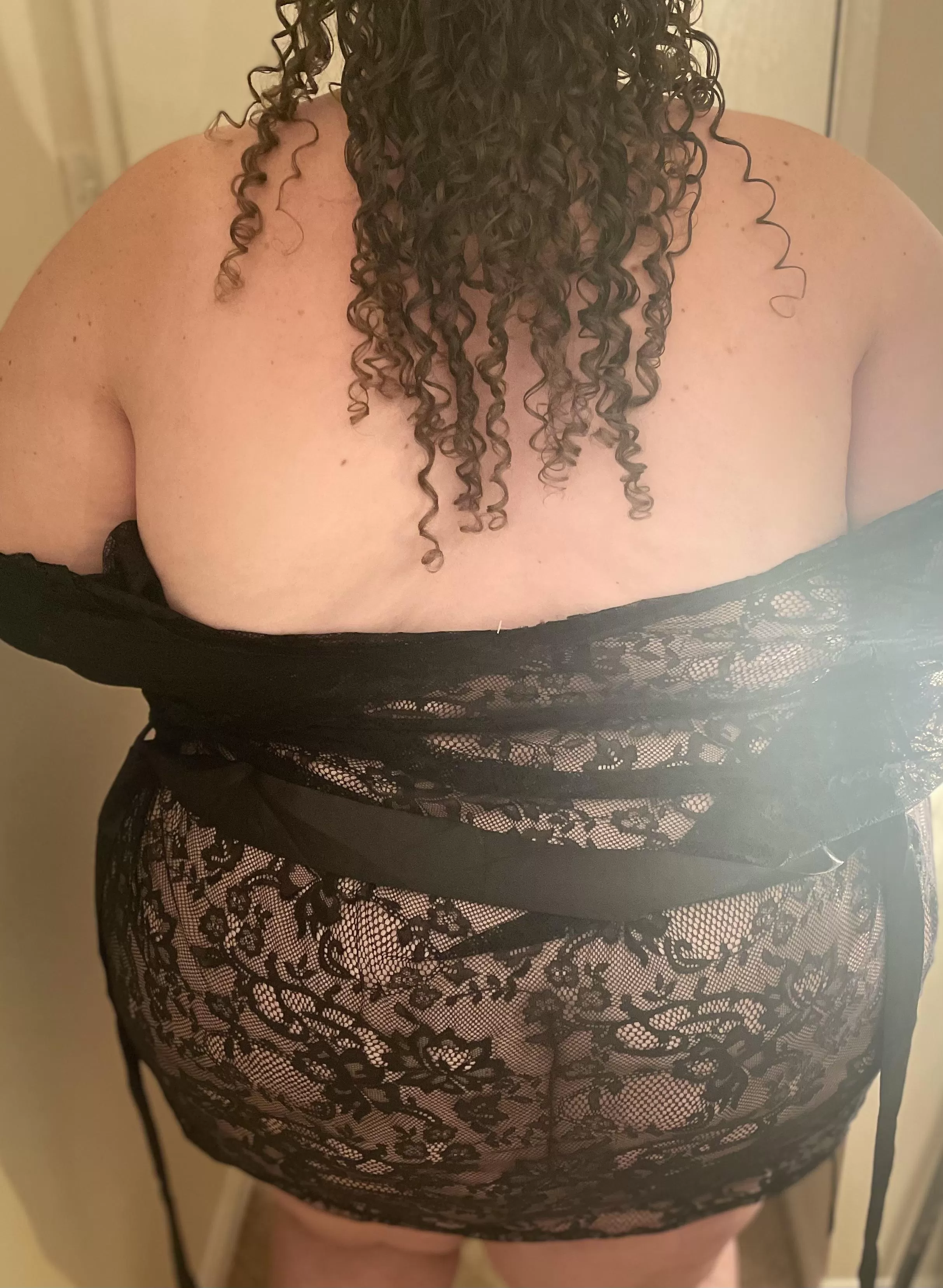 It’s bedtime, right? 😈