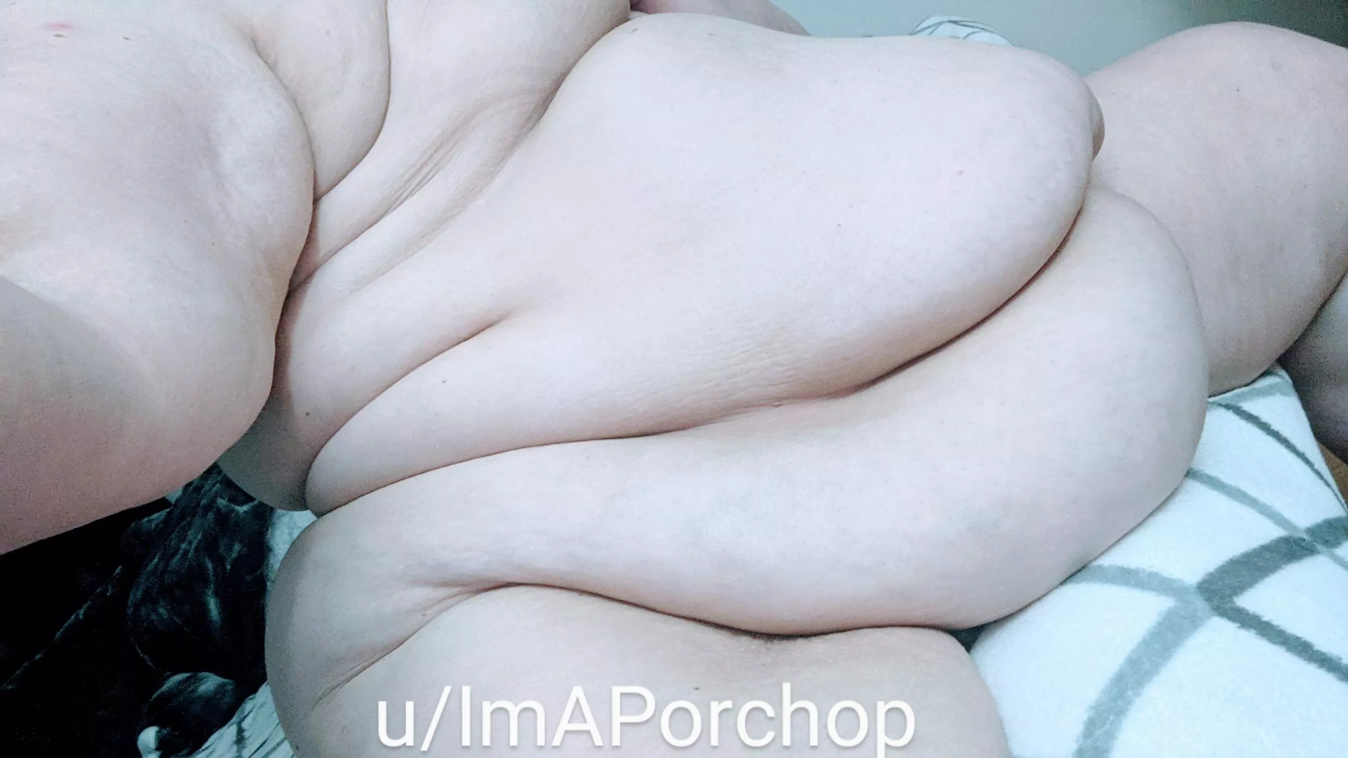 It's Feed The Fat Girl Friday-And I'm A Starved Porkchop 😇🐽