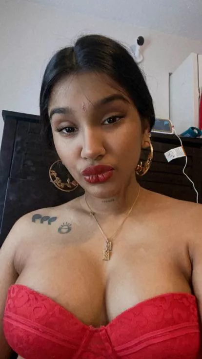 It’s free to join and see more😘🌹