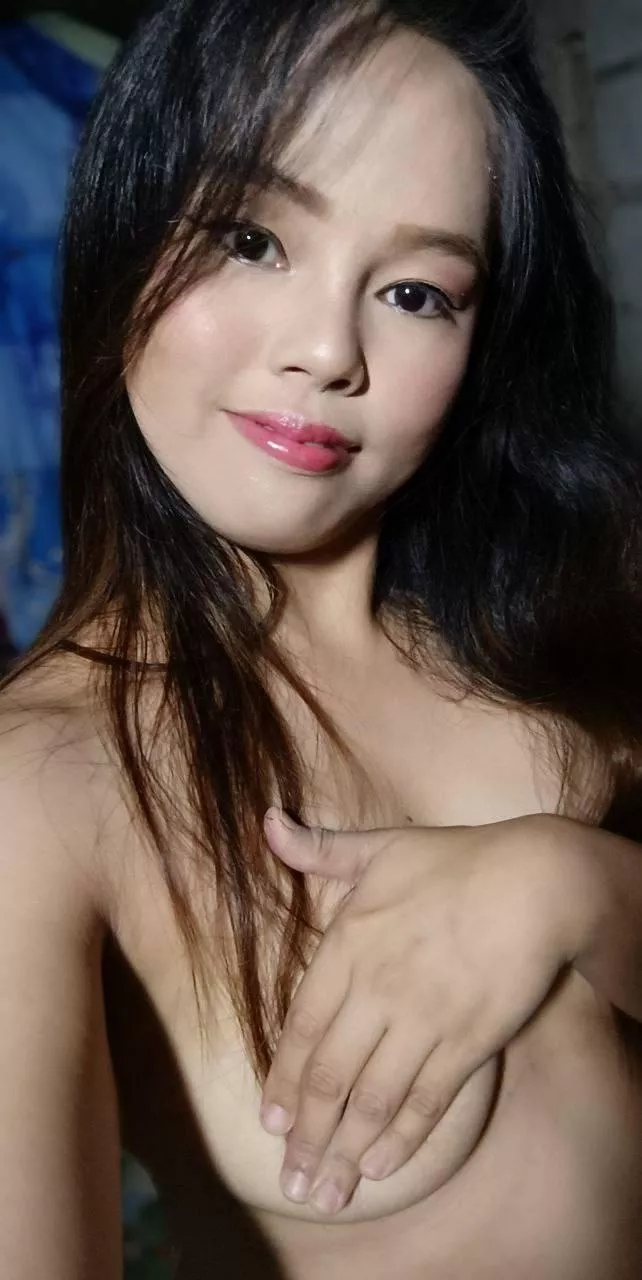 It's getting a little chilly, can you tell? 😈💦