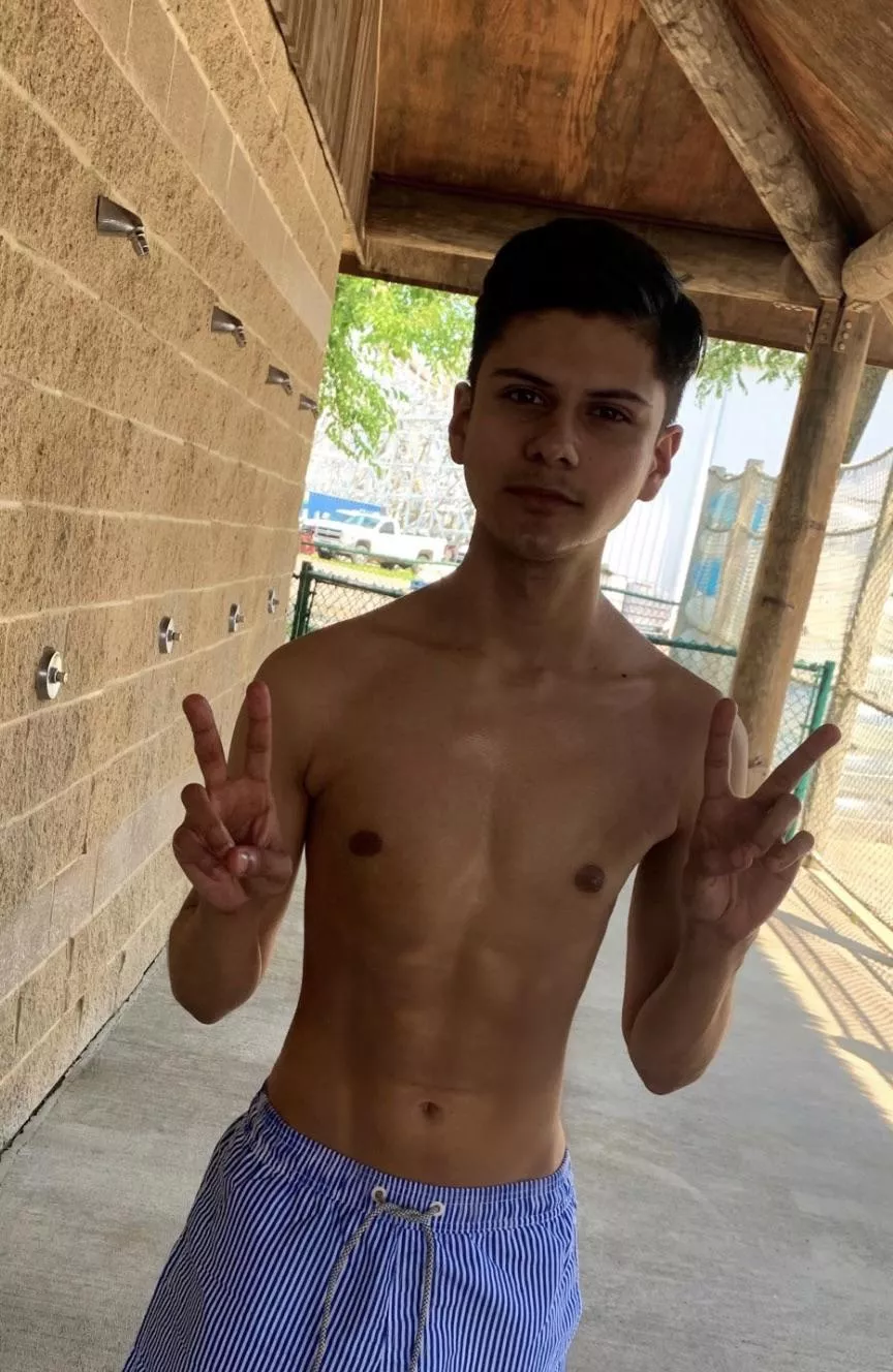 Itβs going to be to cold for the pool soon π Itβs going to be to cold for the pool soon π