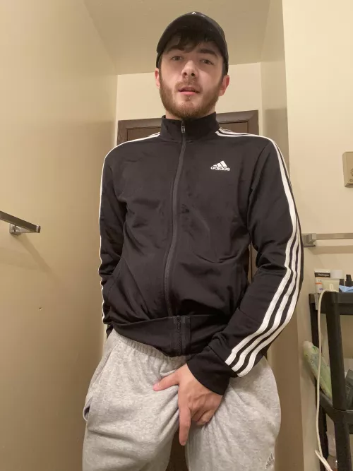 it’s grey sweatpants season