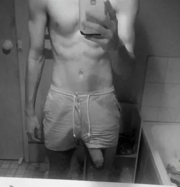 it’s hard working out in shorts..