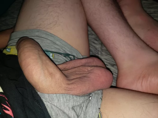 Its hot tonight 🥵