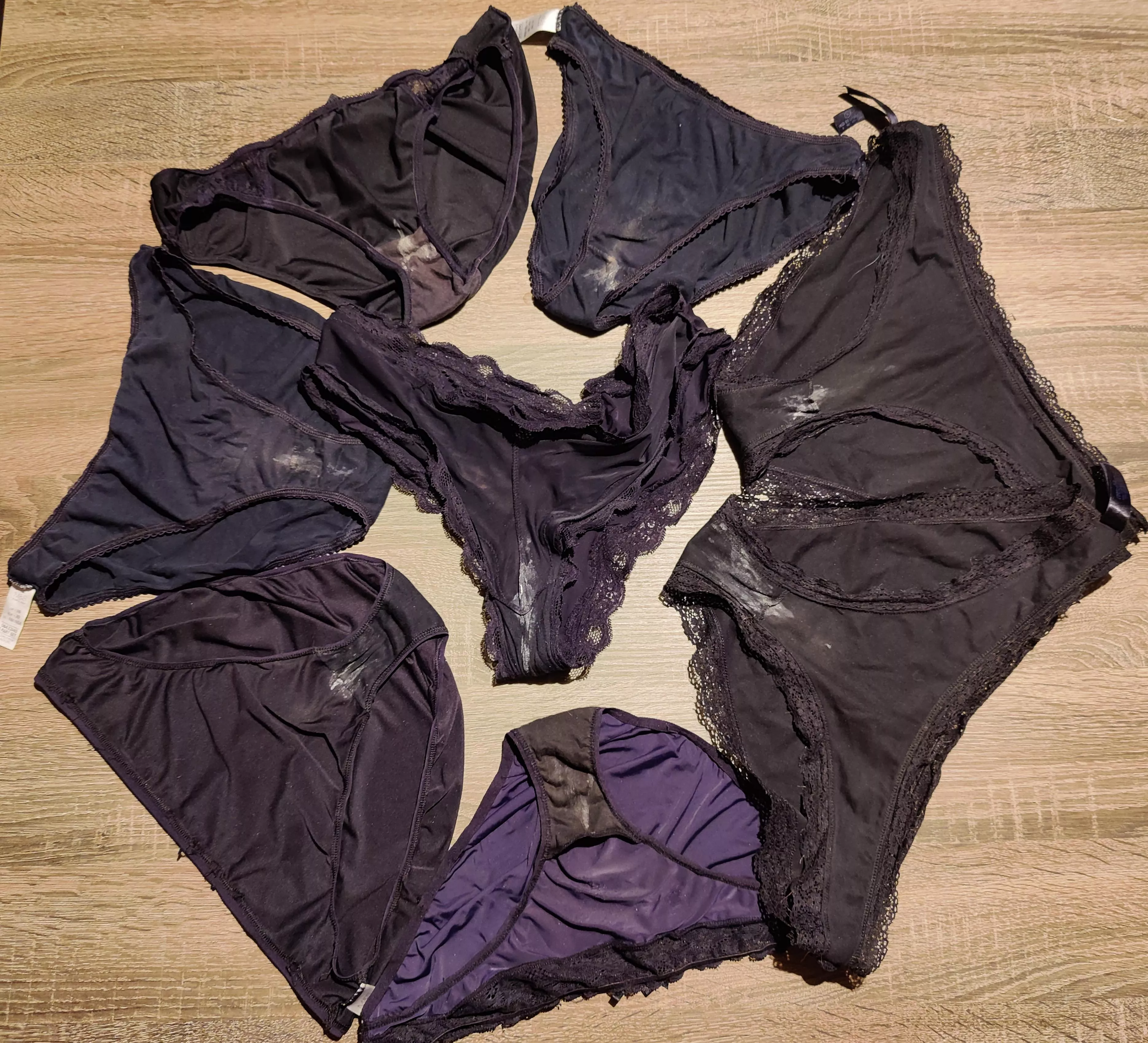 It's laundry day again🤤👌