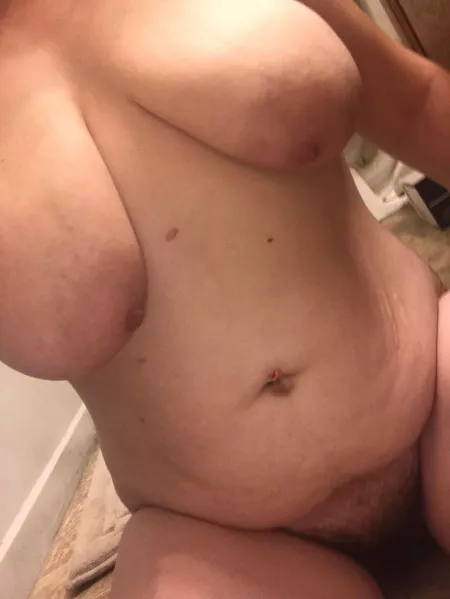 It's my cake day! Do you think the nickname chubby milf fits?π€ͺπ