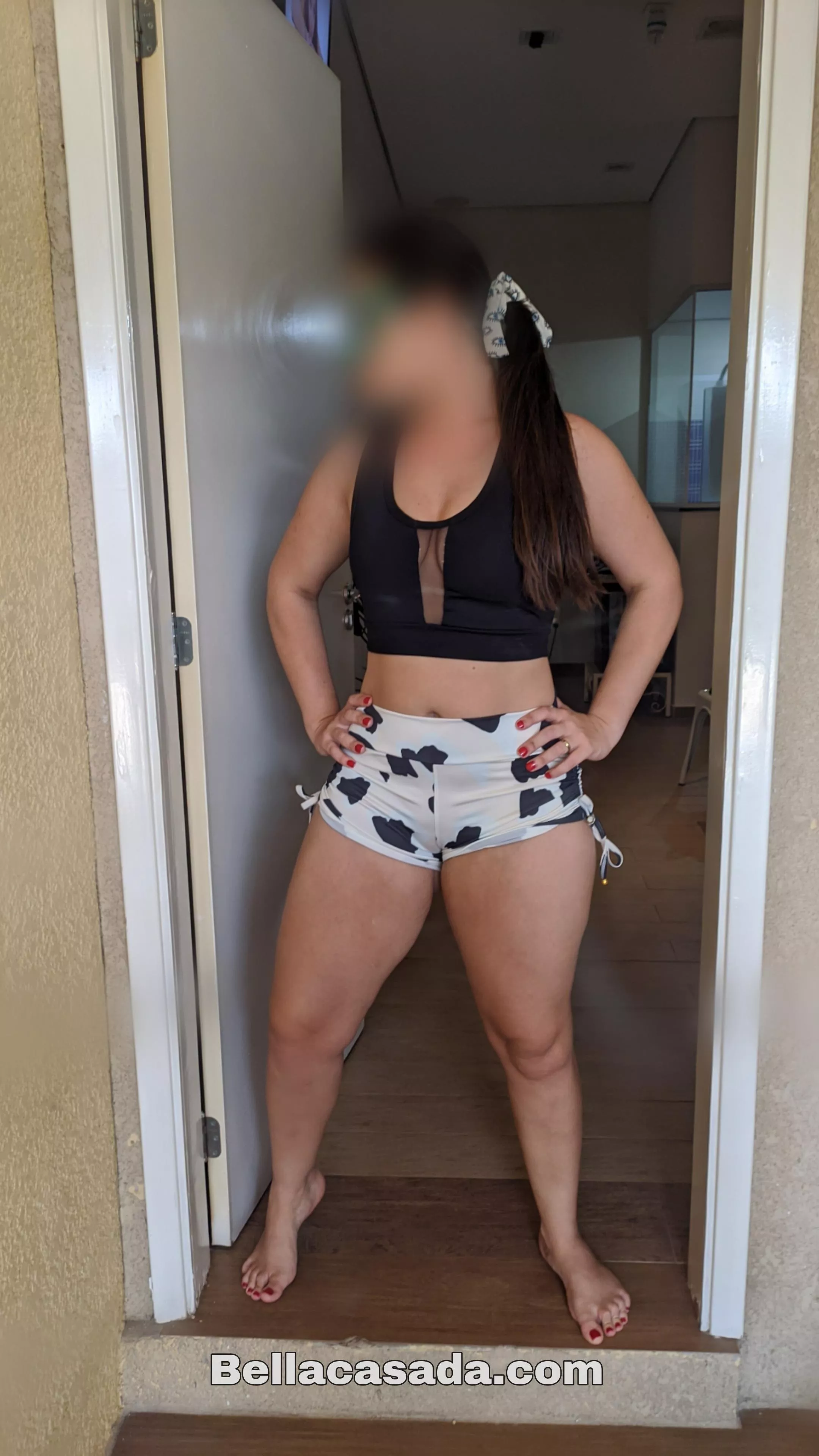 It's nice to be able to be a bitch and show off even though I'm married!