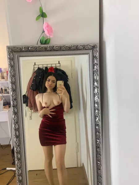 It's not going to lick itself right? ð