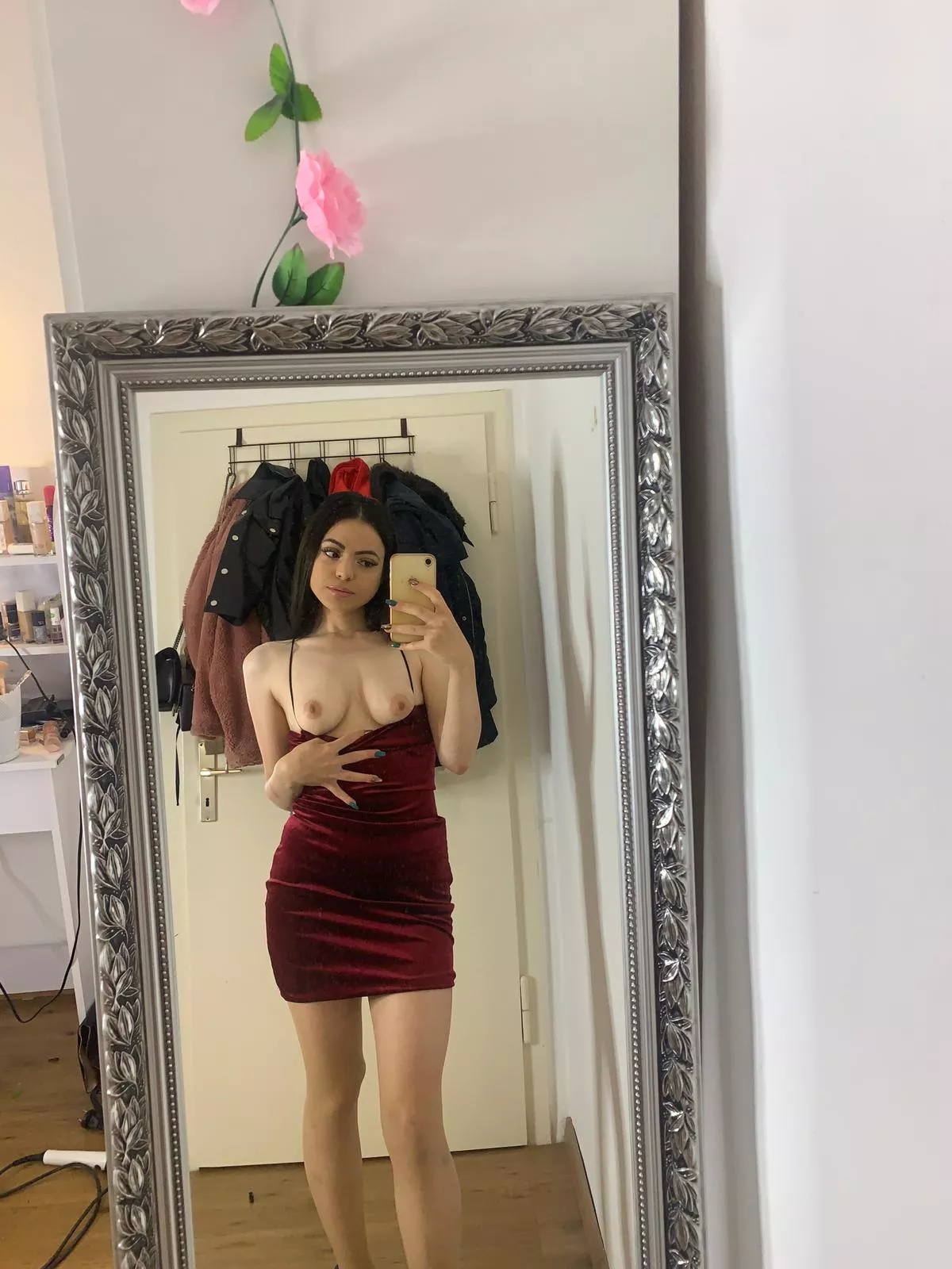 It's not going to lick itself right? π It's not going to lick itself right? π