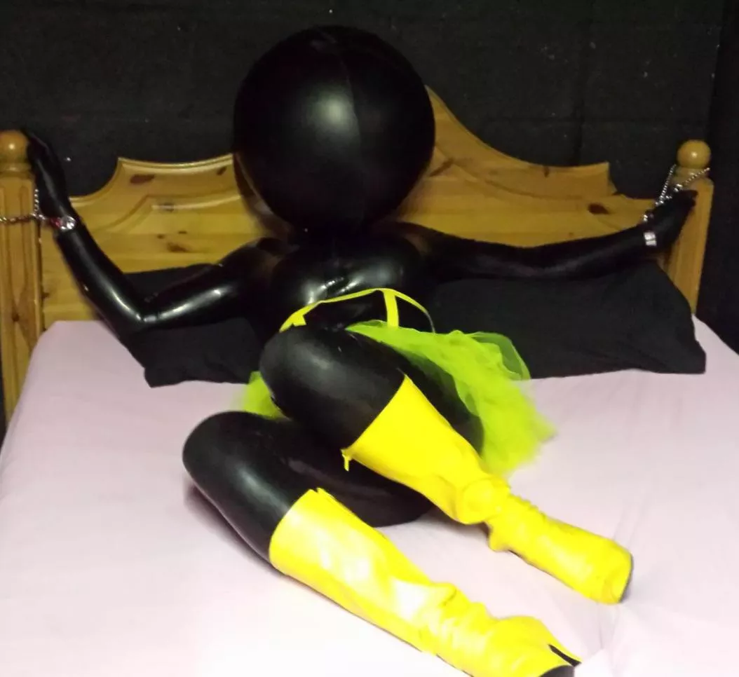 Its odd I feel free when I'm tied down.... Its odd I feel free when I'm tied down....