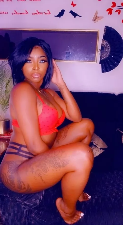 Itโs red for me I love to look devilish sexy โค๏ธโ๐ฅโค๏ธโ๐ฅ