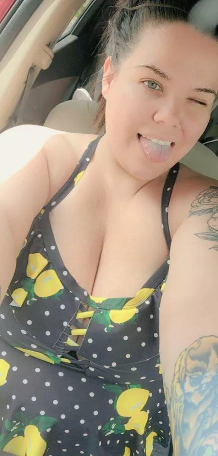 It's so hot today, wearing a bathing suit top as a shirt. I think its fitting for titty Tuesday 😘