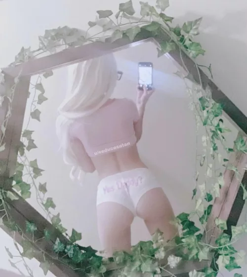 it’s sunday bumday :) 🤍