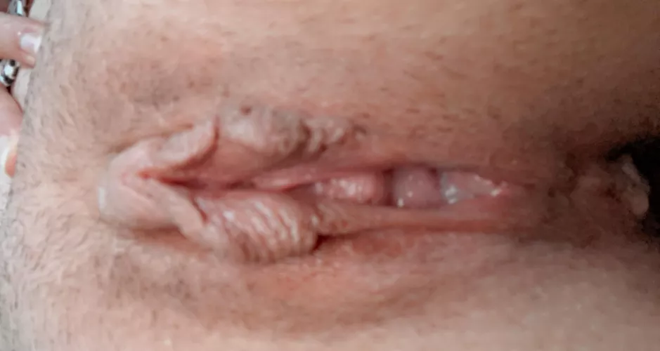 Itβs suppose to stay open like this right? ππ₯π₯