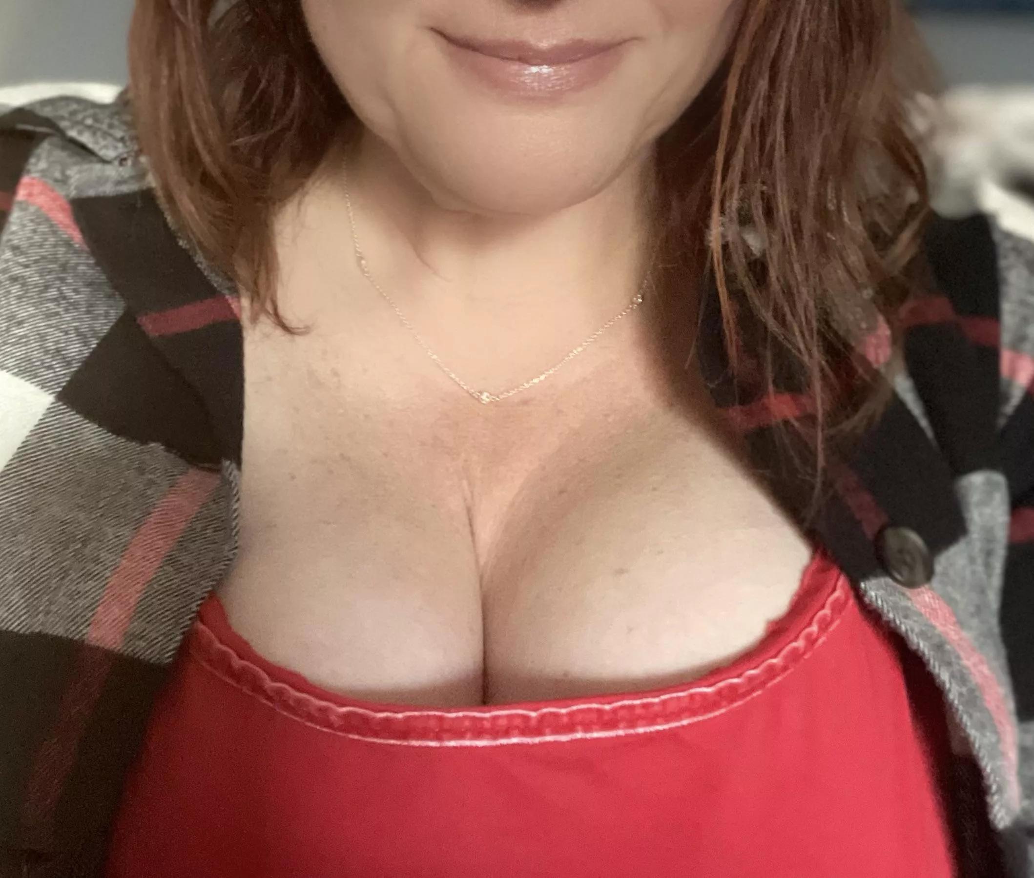 It’s that time of year. Flannel + cleavage.