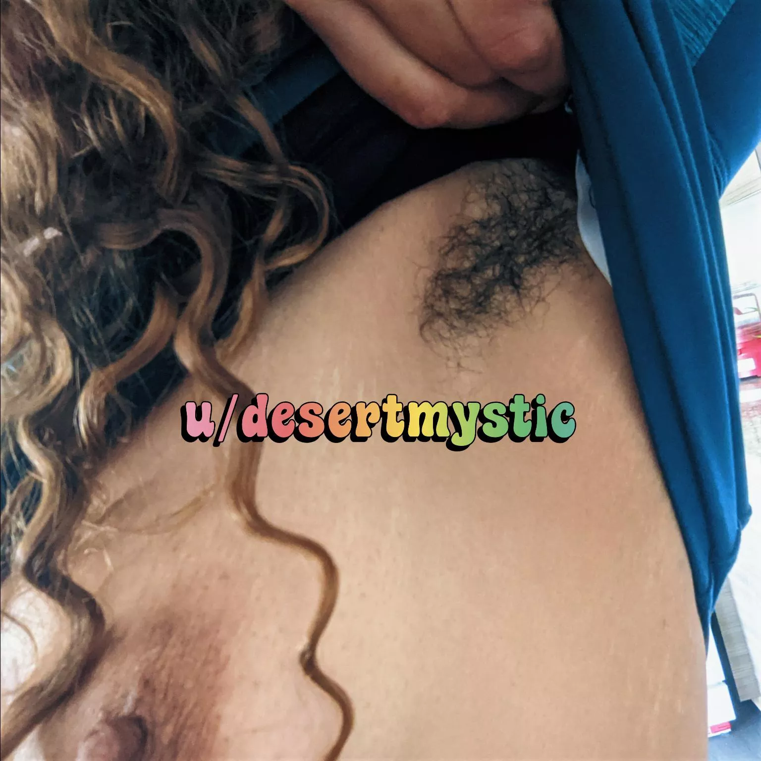 It's the freakin' weekend, enjoy a boob and pit pic (: It's the freakin' weekend, enjoy a boob and pit pic (: