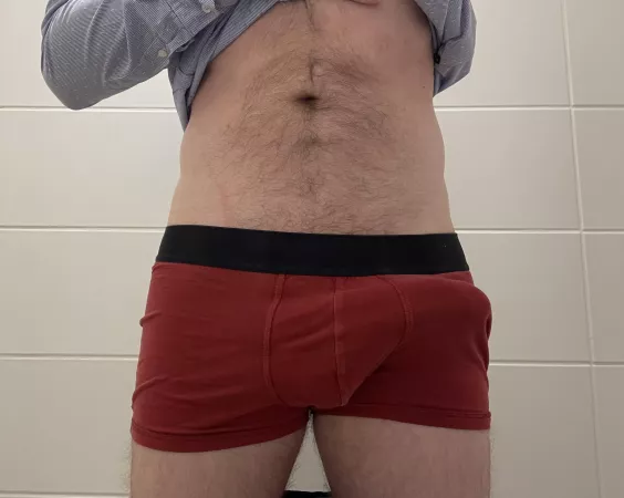 It’s tight in there ! Could use some help 😉