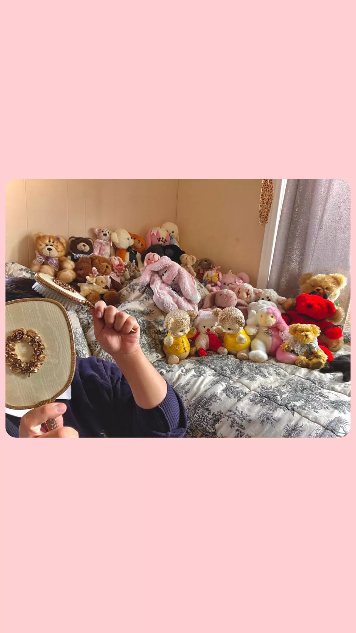 ✨it's too bad we’re not all teddy bears, more stuffing would only make us cuter and cuddlier💫 (21) ✨it's too bad we’re not all teddy bears, more stuffing would only make us cuter and cuddlier💫 (21)
