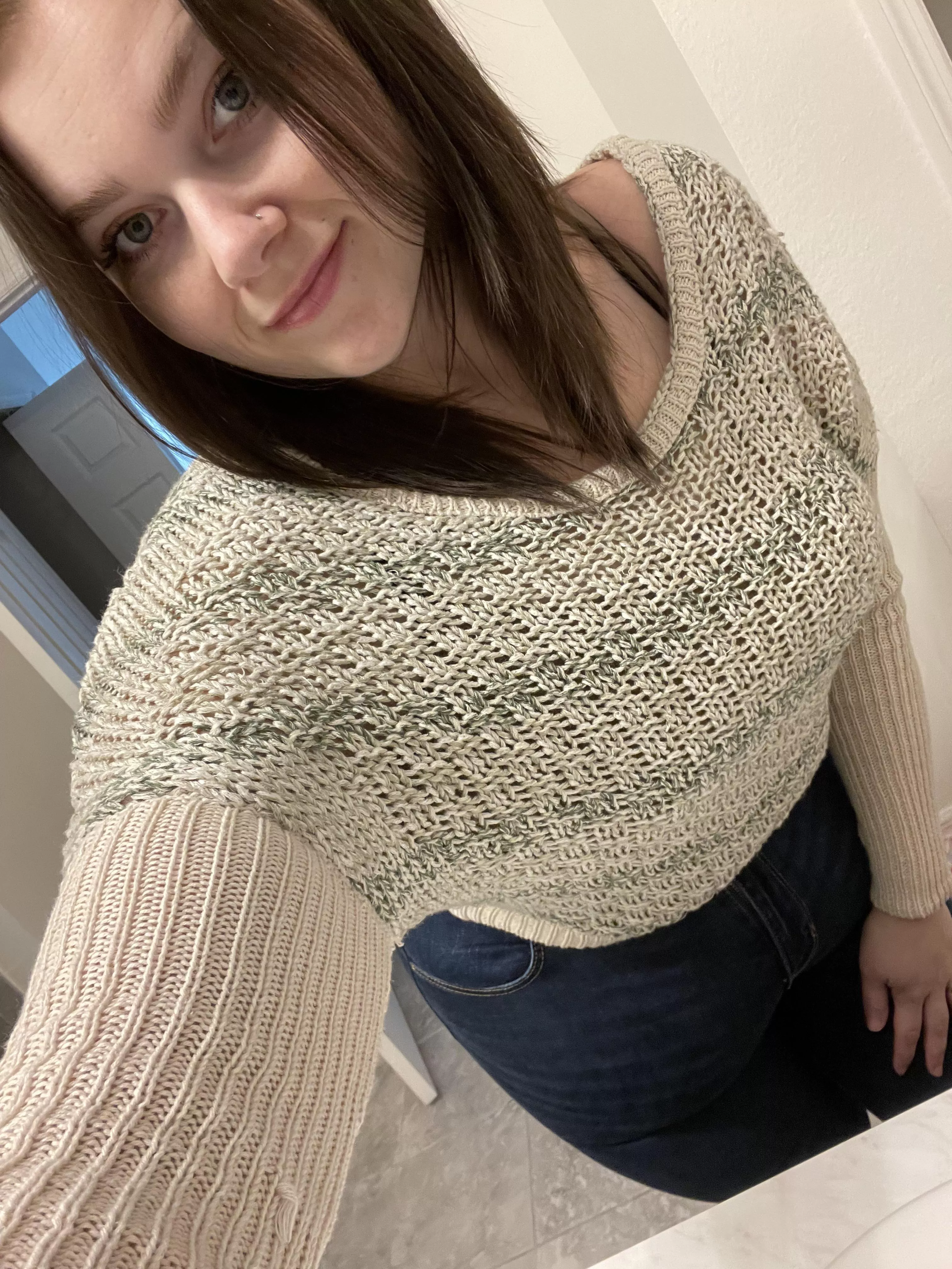 It’s too cold today 🥶 but at least I can wear a cute sweater 🥰😉